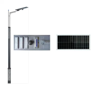 Todo en una luz de la calle solar con cámara